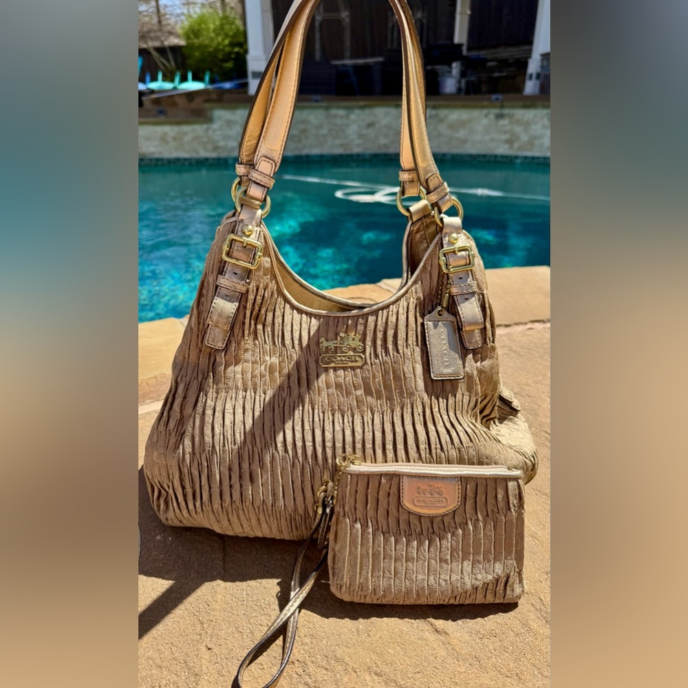 🔥COACH🔥Gold Women's Bag and Wristlet Set; plum interior, like new!